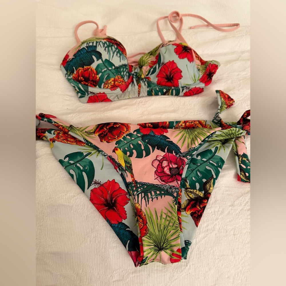Agua Bendita Pink & Green Tropical Bikini Set Size Medium